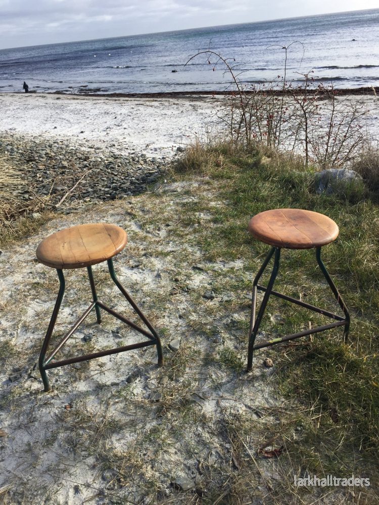 Vacker och industriell pall (Priset är per styck) - Bild 2