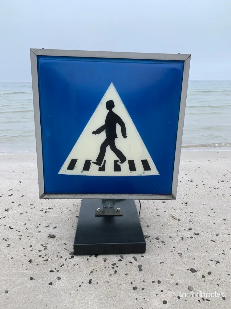 Stor dubbelsidig ljusskylt