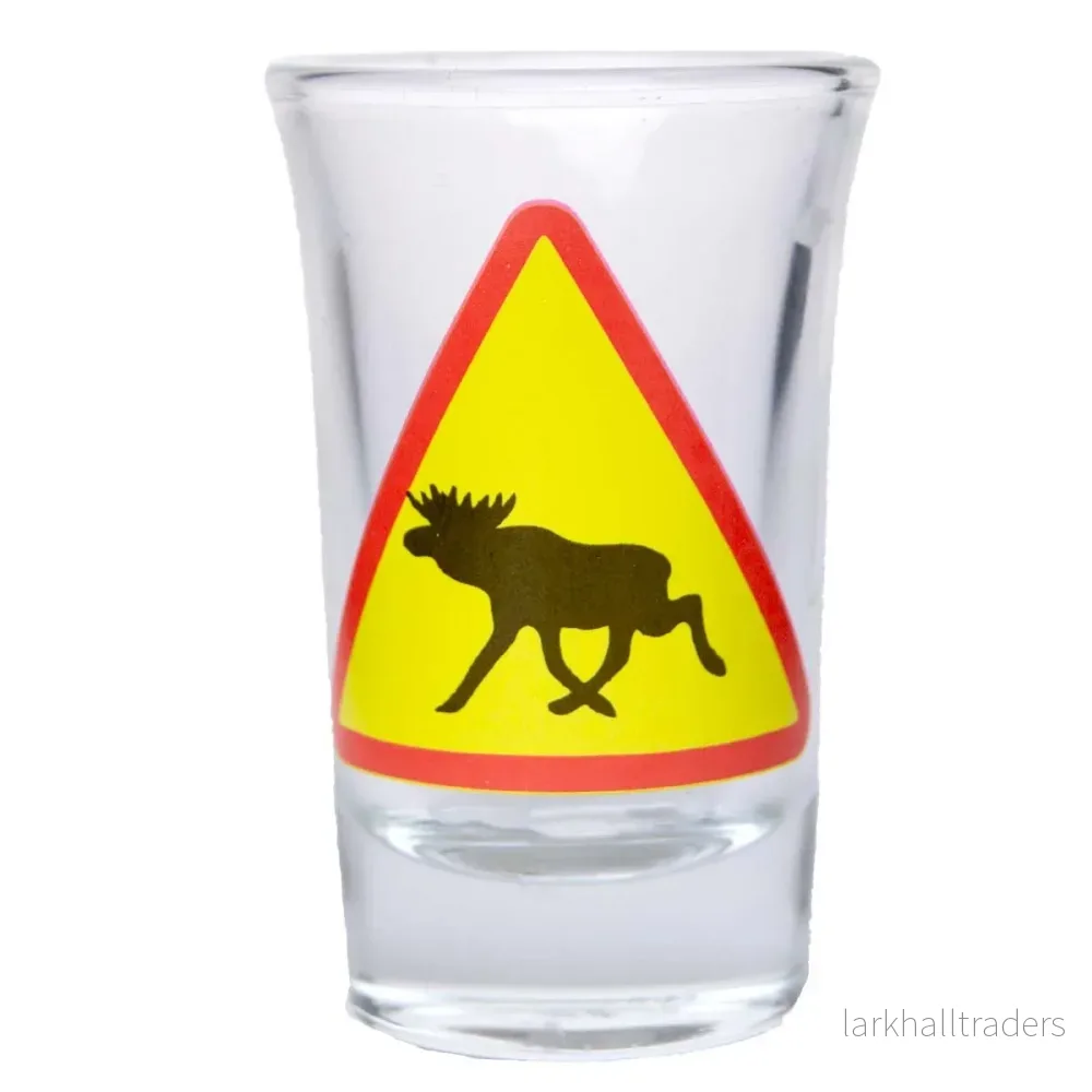 Snapsglas, varningsskylt älg