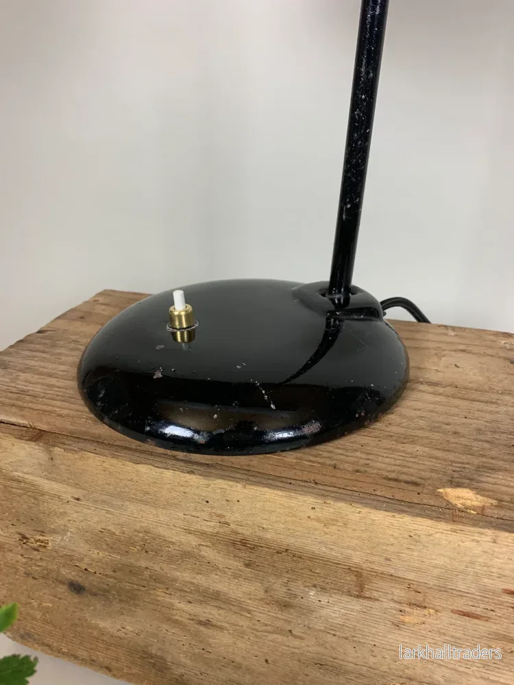 Svart Escolux vintage lampa med massor av vacker patina - Bild 2