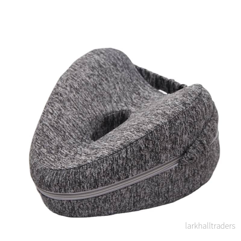 Knäkudde som avlastar knän, rygg & höfter – memory foam 25x21x13 cm. med avtagbar klädsel (hjärtformat) Knäkudde som avlastar knän, rygg & höfter – memory foam 25x21x13 cm. med avtagbar klädsel (hjärtformat)