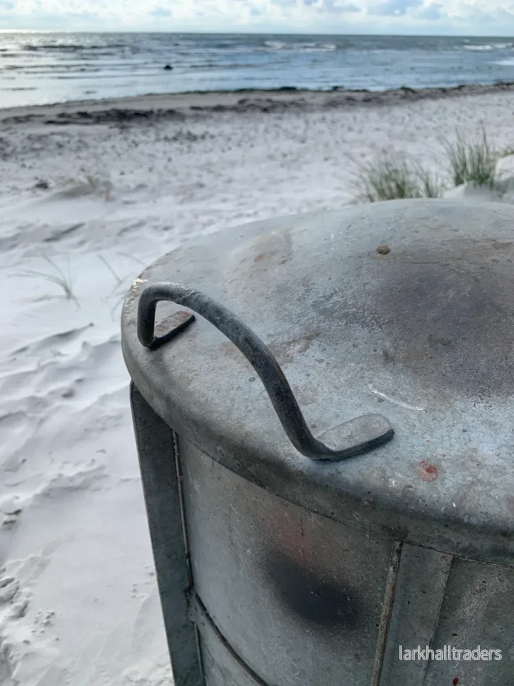Stor och rå zinkhink med lock - Bild 3