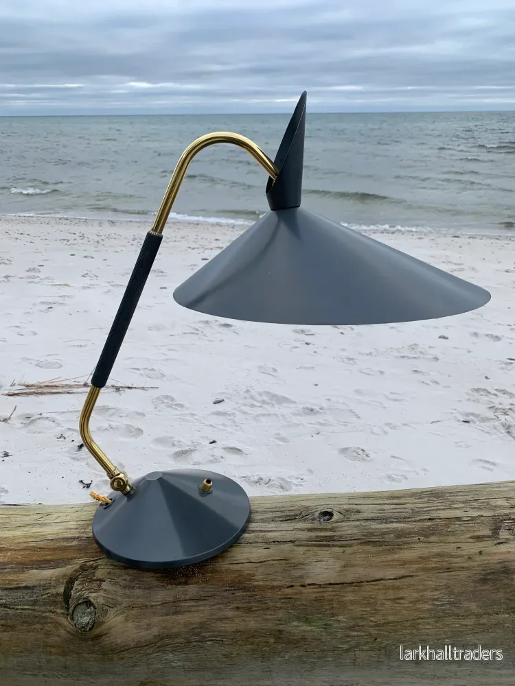 Hala lampa Hala lampa