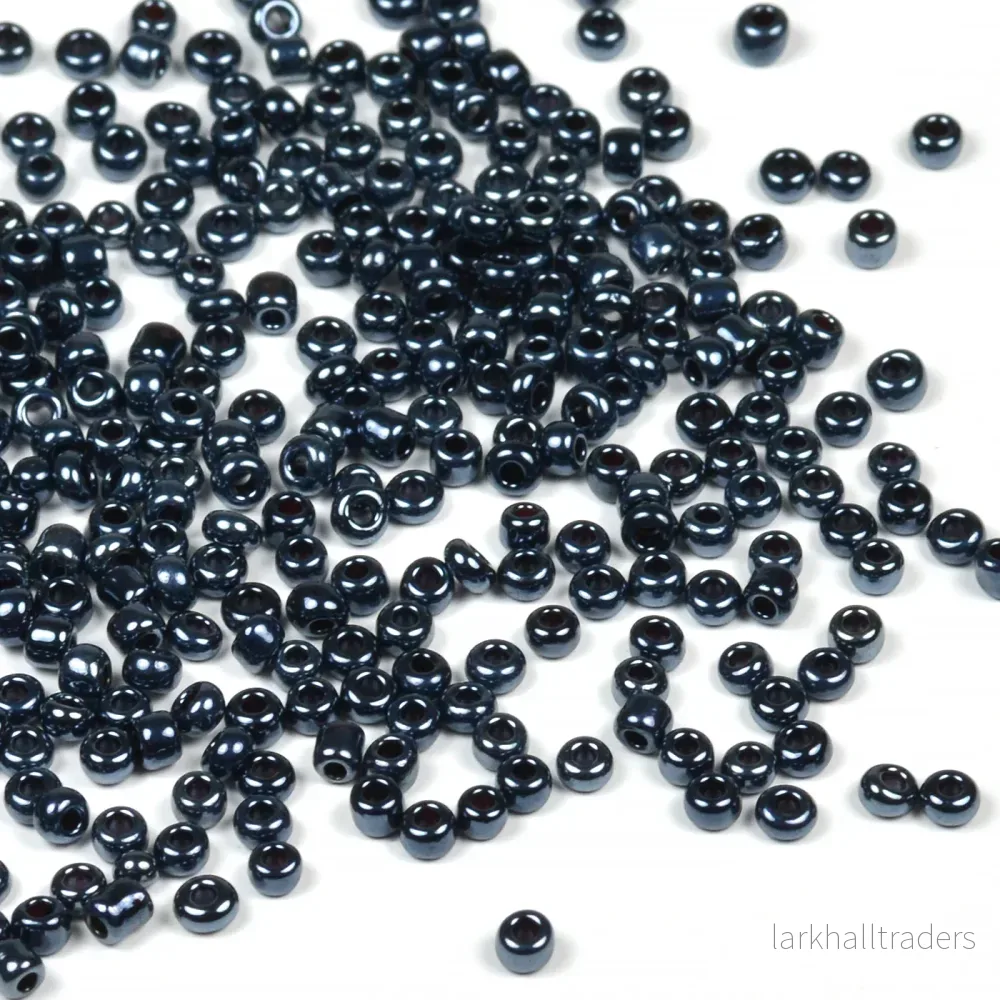 Seed Beads, 2mm, lustered svart, 30g Seed Beads, 2mm, lustered svart, 30g