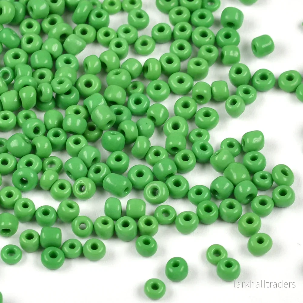 Seed Beads, 3mm, opak grön, 30g Seed Beads, 3mm, opak grön, 30g