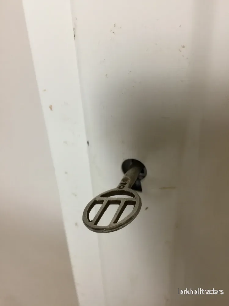 Snyggt medicinskåp i metall med glashylla - Bild 3