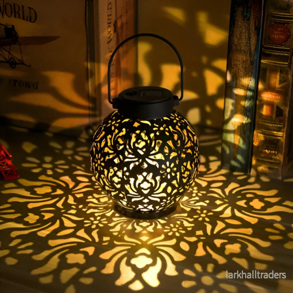 SunRust Lantern – Solcellsdriven Hänglykta i Rustik Design SunRust Lantern – Solcellsdriven Hänglykta i Rustik Design