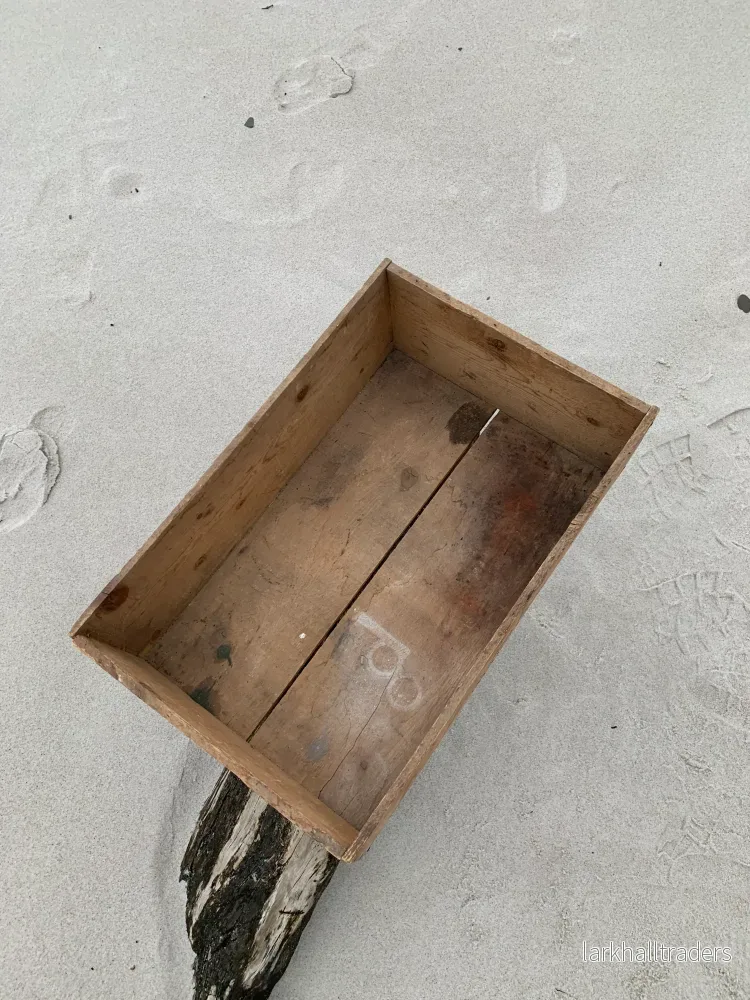 Vacker gammal margarinlåda - Bild 3