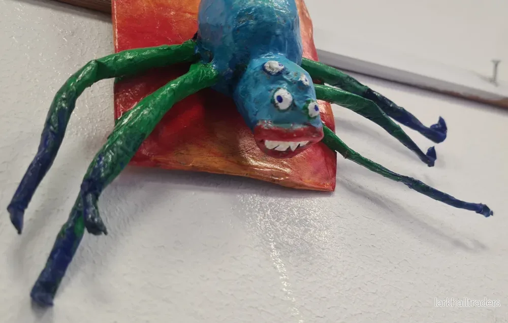 Jag ser dig - väggskulptur - Bild 2
