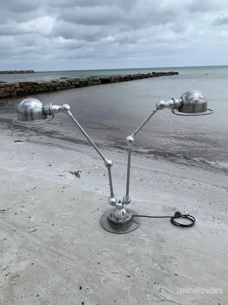 Jieldé bords-/vägg-/taklampa med dubbelfäste och 2 x 2 armar Jieldé bords-/vägg-/taklampa med dubbelfäste och 2 x 2 armar