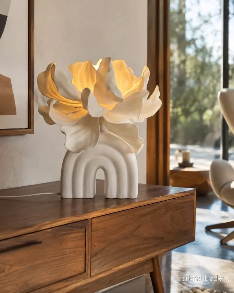 Skulptural Blommig Bordslampa