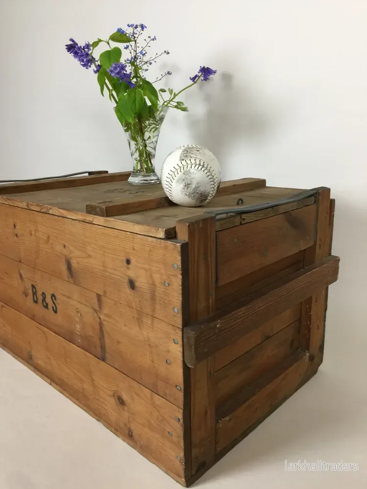 Stor vacker trälåda med lock - Bild 2