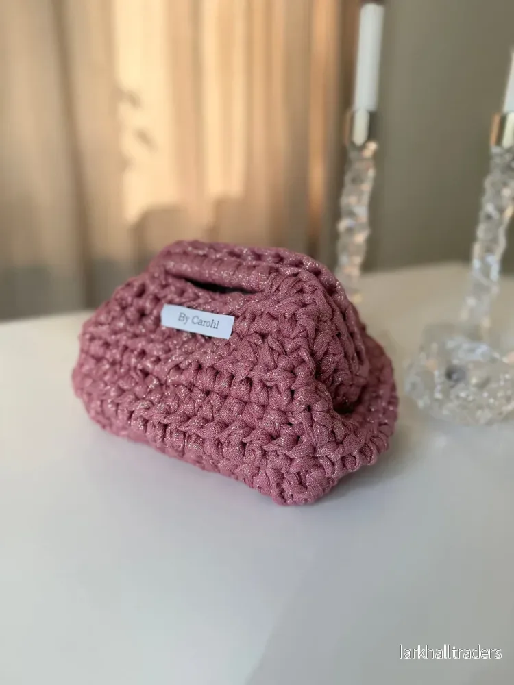 Virkad Necessär - Glitter berry mauve