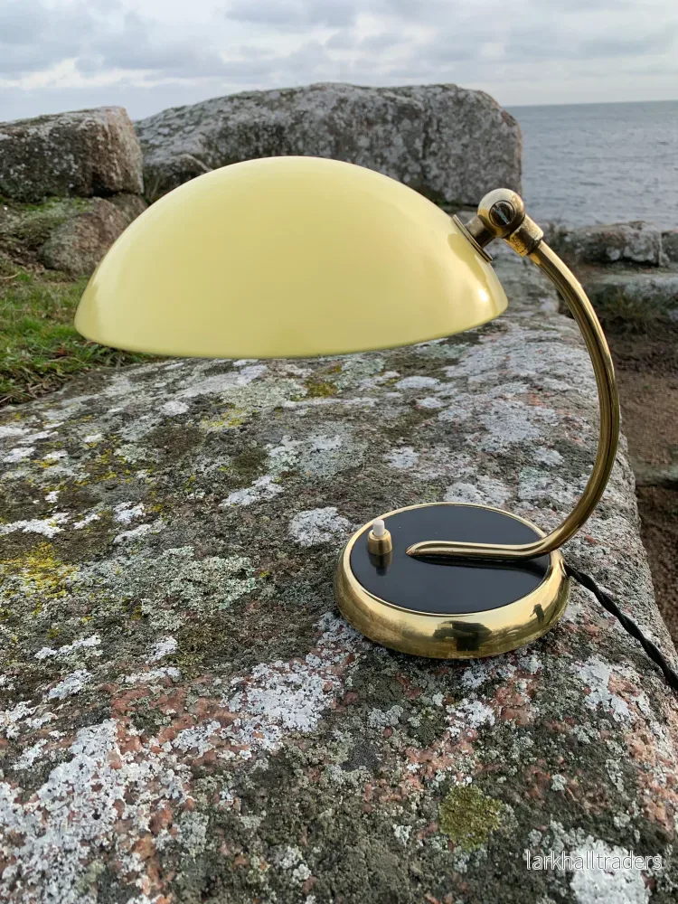 Helo vintage lampa – Gul