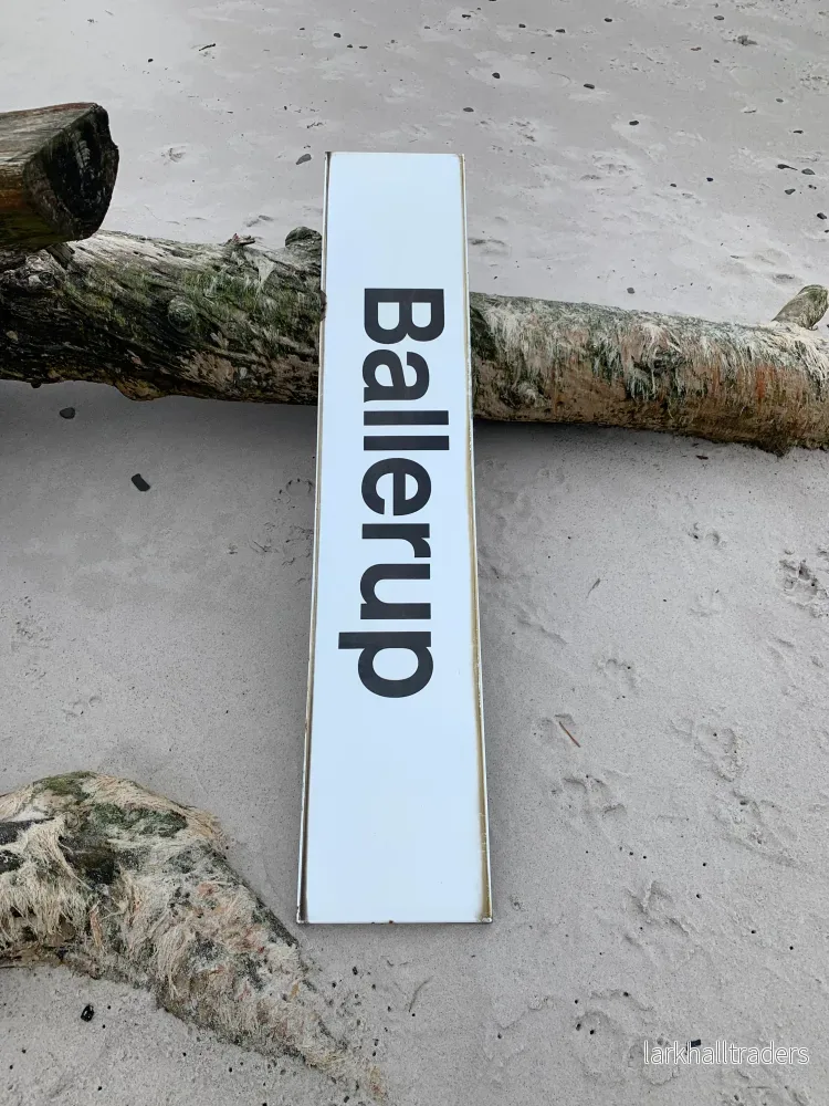Stor skylt från Ballerup station - Bild 2