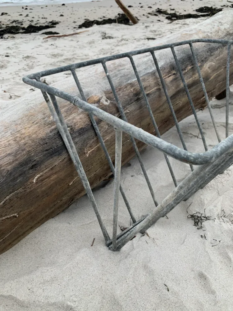 Vacker gammal "höhäck" - användbar för förvaring - Bild 2