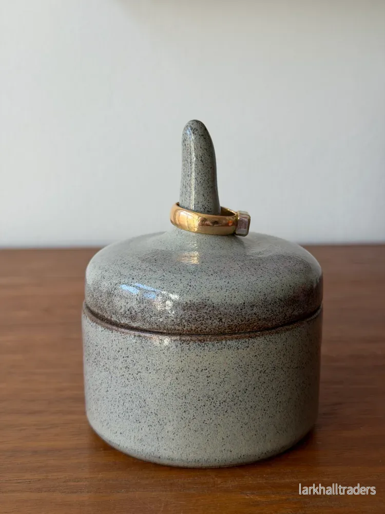 Lock me up - burk med lock