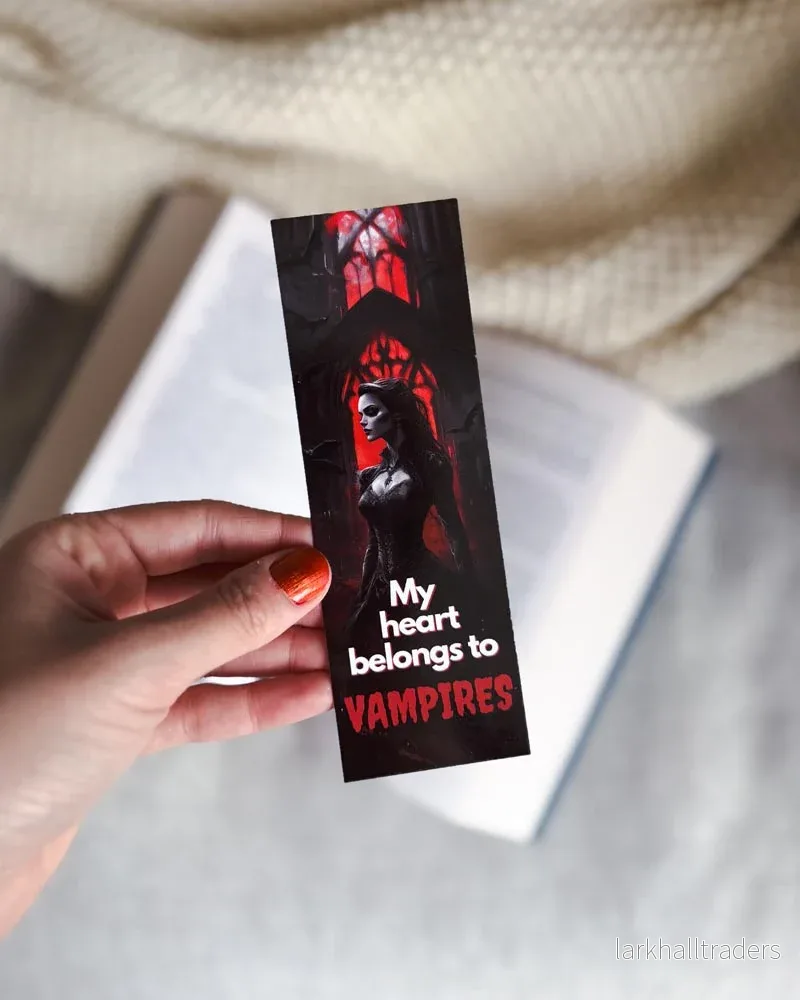 Pappersbokmärke – My heart belongs to vampires Pappersbokmärke – My heart belongs to vampires