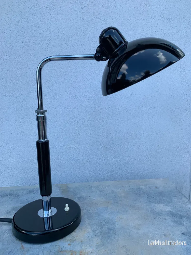 Kaiser Idell 6607 – Original svart Kaiser Idell 6607 – Original svart