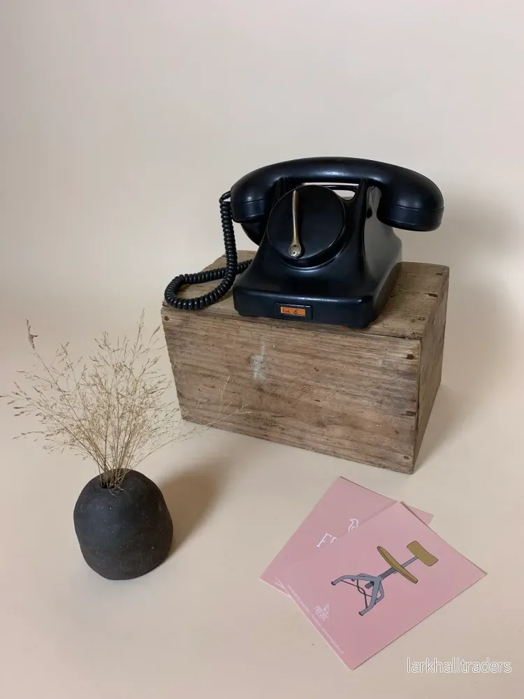Gammal svart bakelittelefon - Bild 2