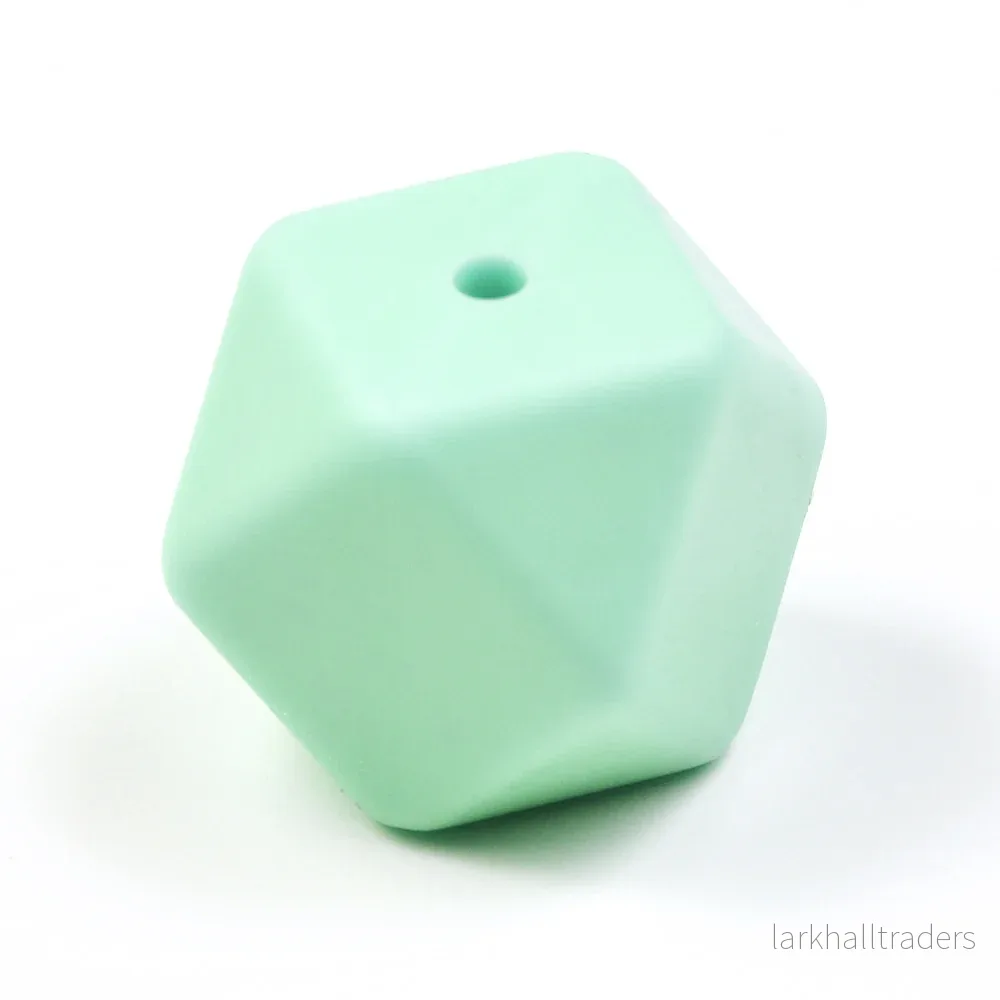 Kantig silikonpärla, mint, 18mm