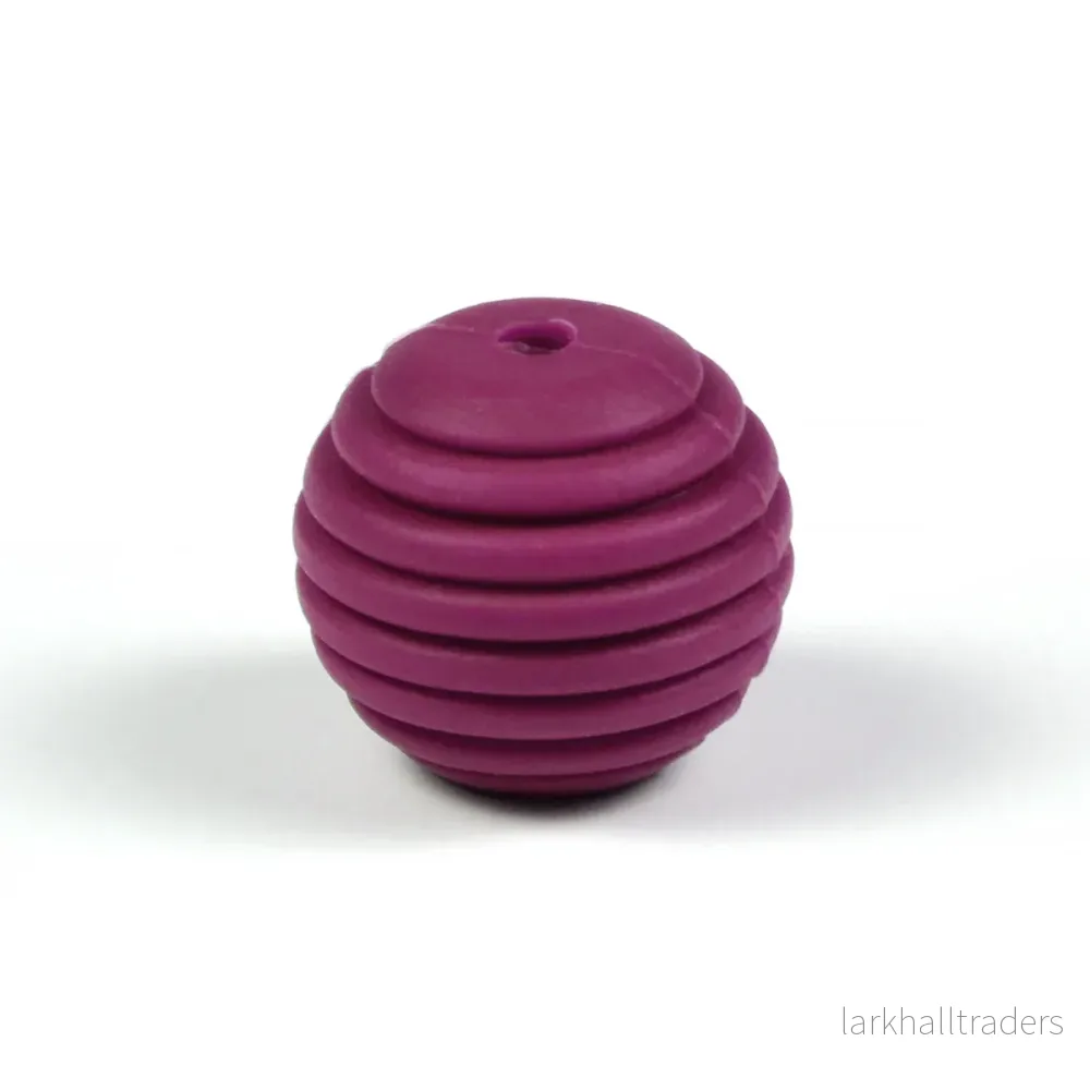 Räfflad silikonpärla, vinröd, 15mm Räfflad silikonpärla, vinröd, 15mm