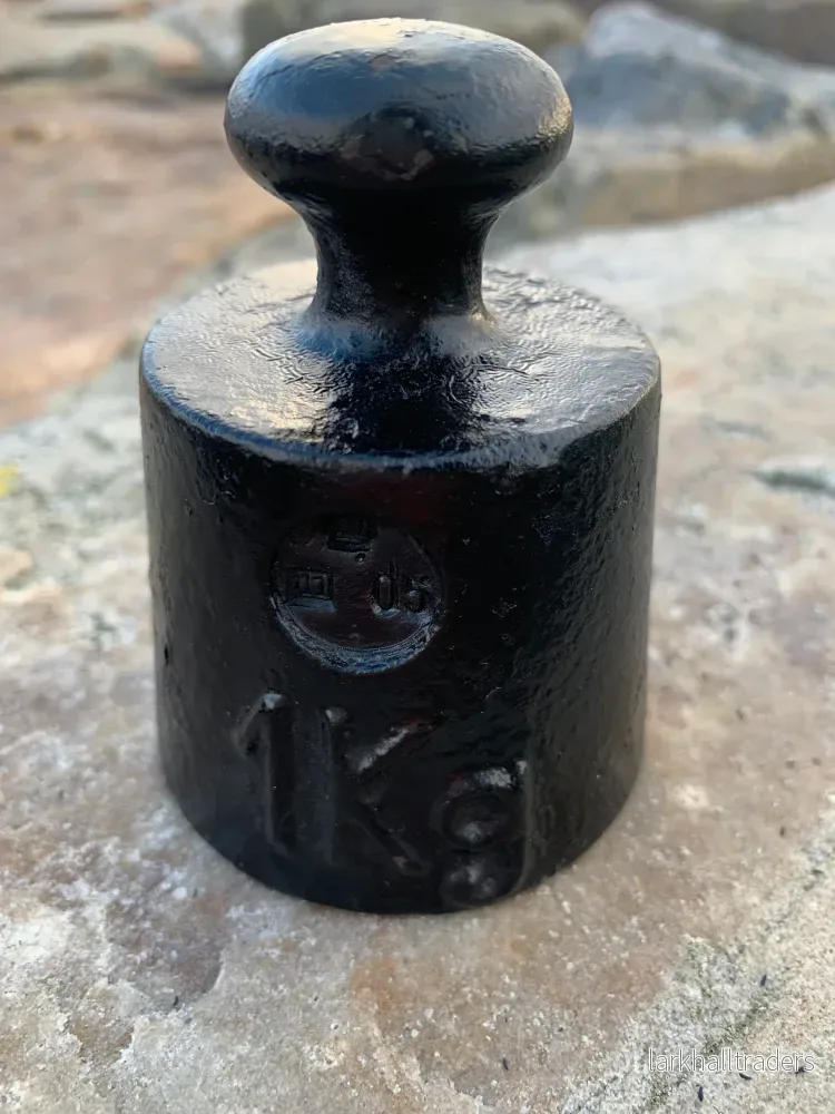 Vikt – 1 kg. Vikt – 1 kg.
