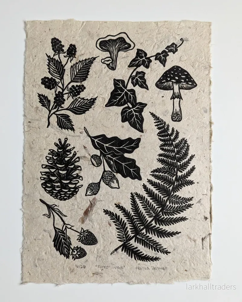 ”Forest Walk” (Svart) – Linocut print