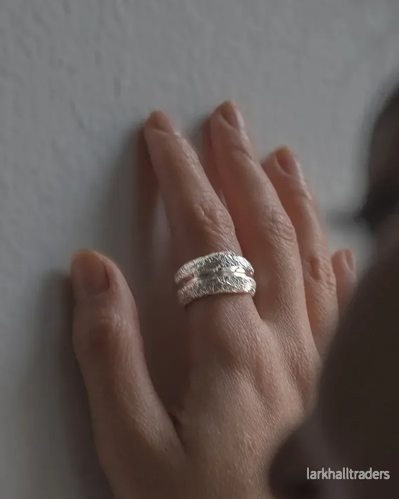 Wear the wearing – Silverring Wear the wearing – Silverring