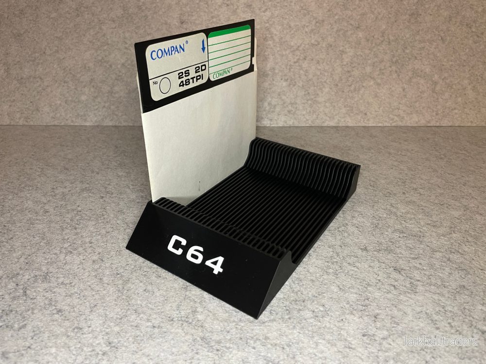 Spelställ för 30 Commodore 64-spel (5,25″ disketter)