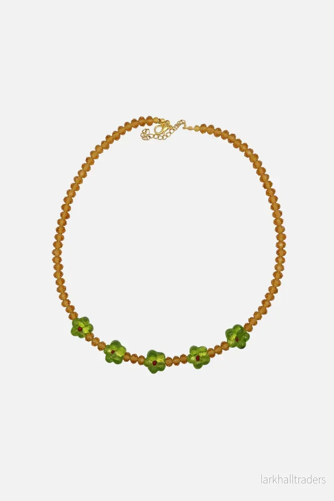 5 Gröna Blommor & Bruna Pärlor Halsband 5 Gröna Blommor & Bruna Pärlor Halsband