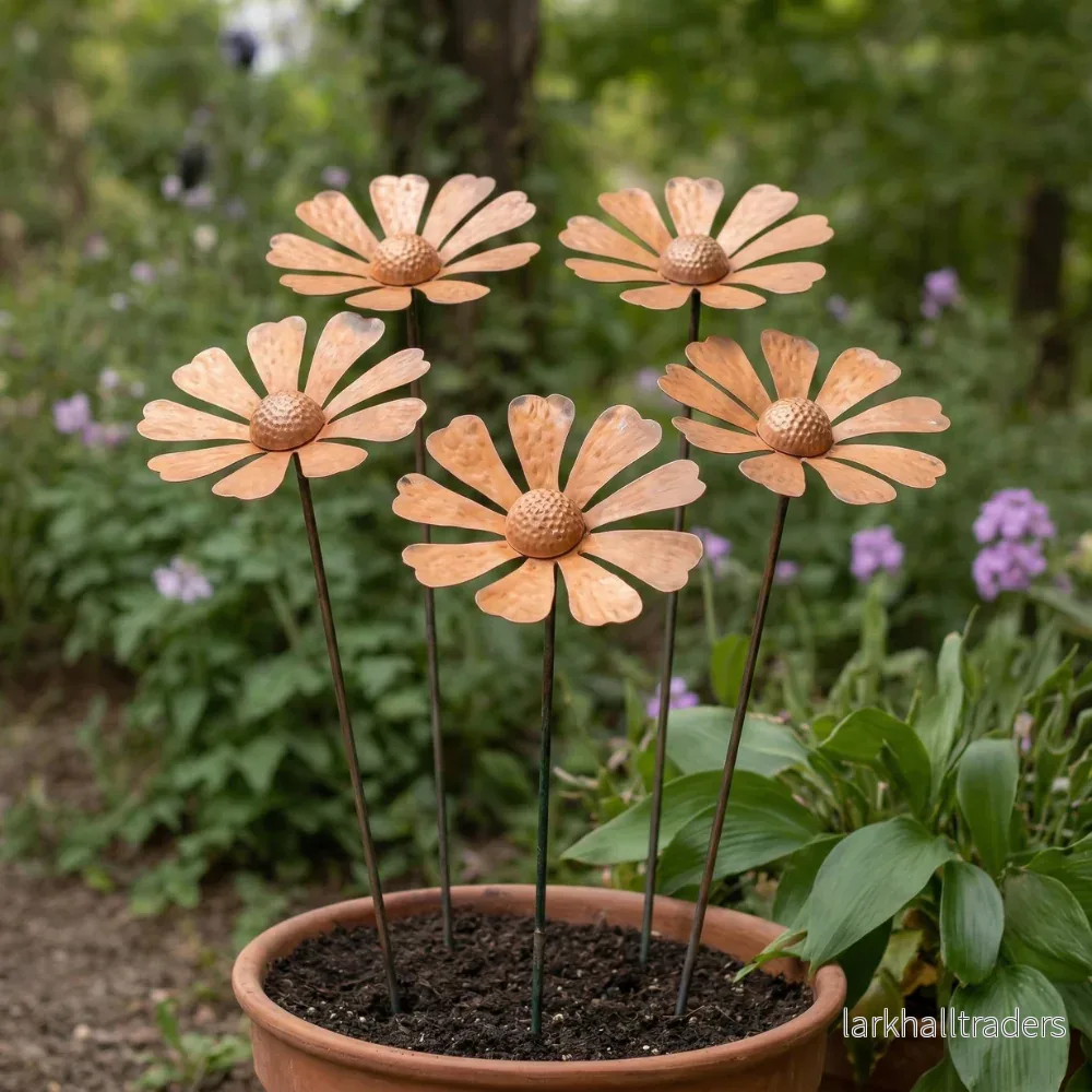 Rustik trädgårdspåle i metall med kamomillblomma 65 cm