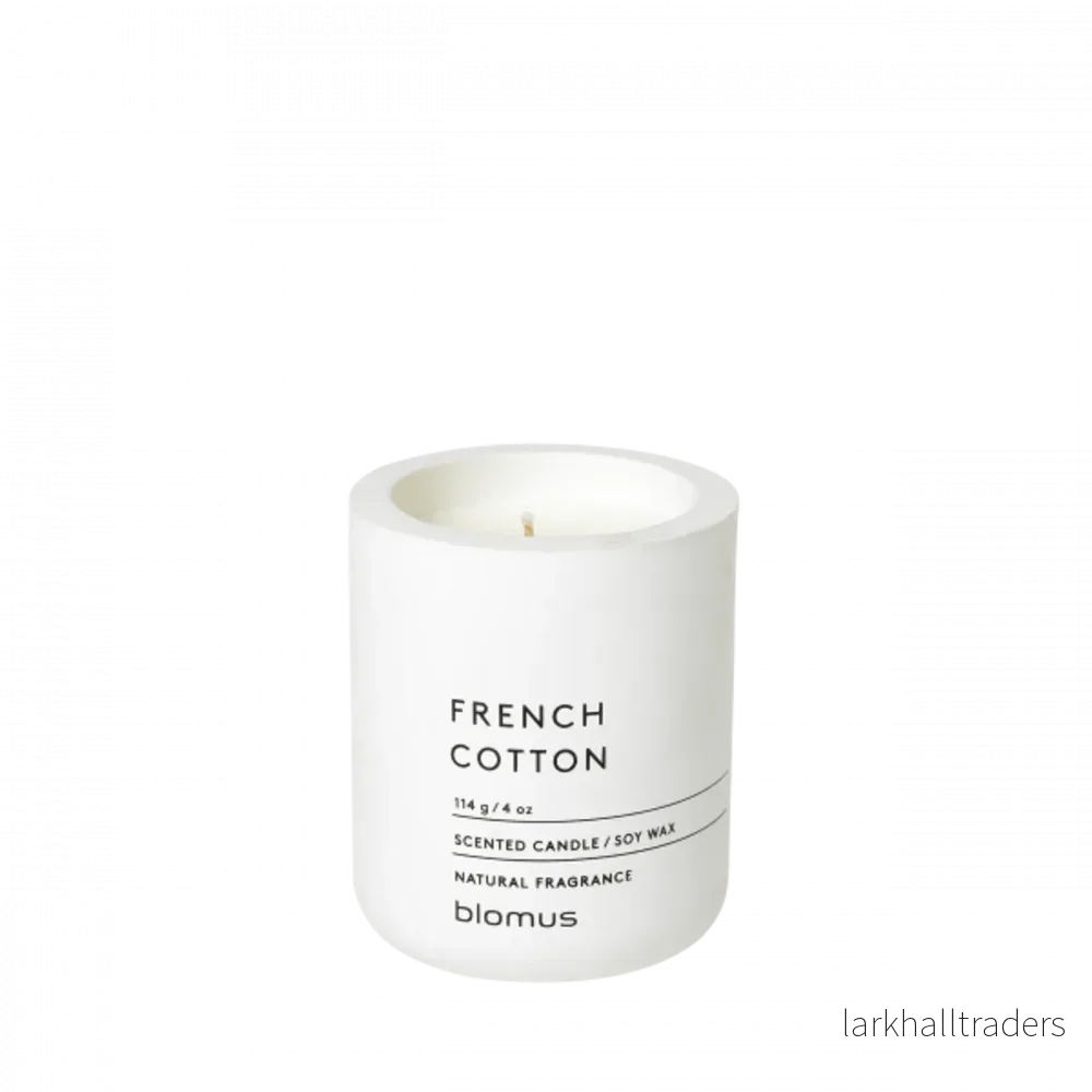 Doftljus Fraga french cotton ø6 cm lily white Doftljus Fraga french cotton ø6 cm lily white