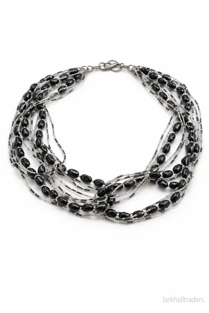Midnight Elegance Pärlhalsband