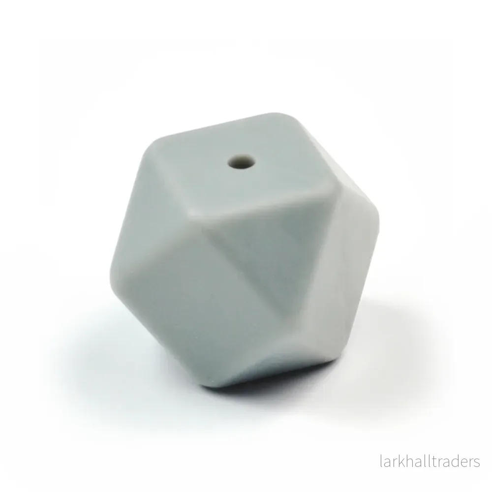 Kantig silikonpärla, ljusgrå, 14mm Kantig silikonpärla, ljusgrå, 14mm