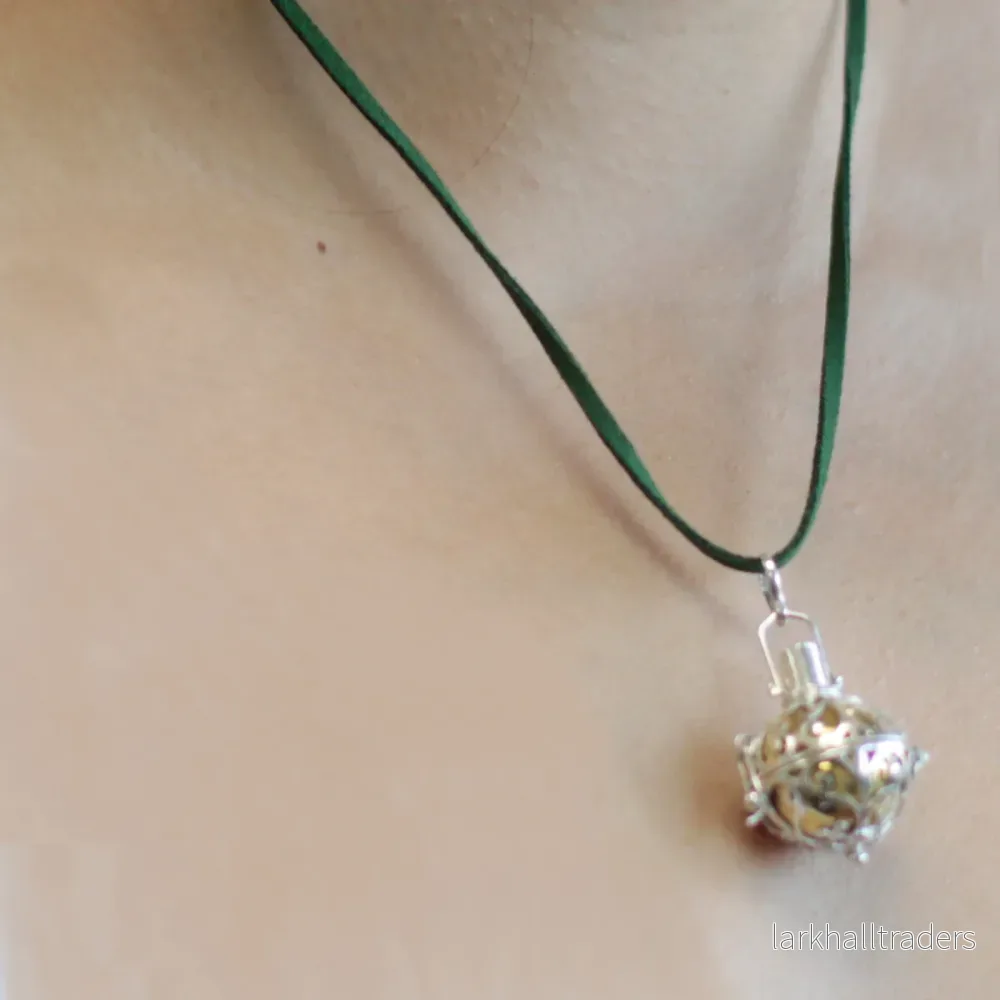 Halsband med änglaklocka i 925 silver – 23 mm Halsband med änglaklocka i 925 silver – 23 mm
