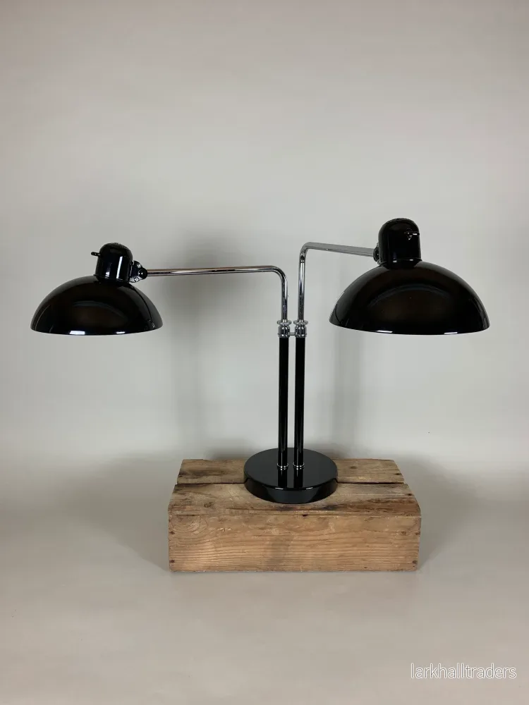 Kaiser Idell 6580 – Dubbel bordslampa Kaiser Idell 6580 – Dubbel bordslampa