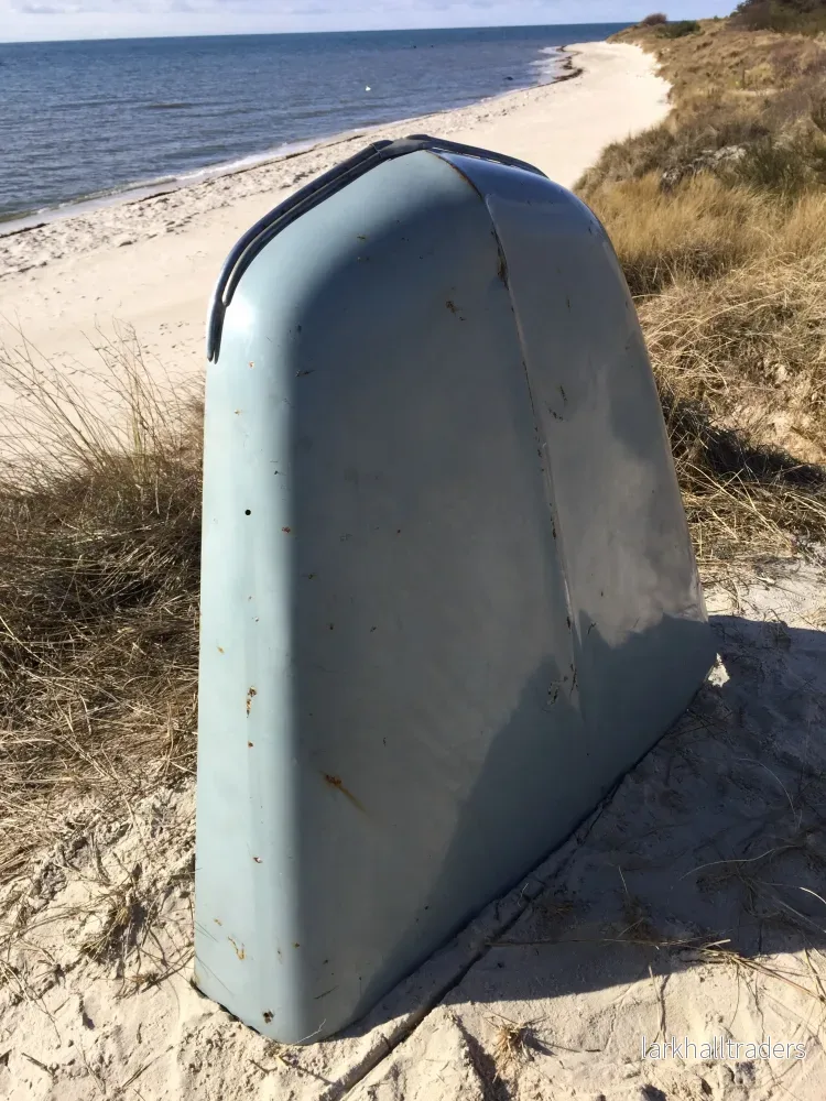 En vacker och annorlunda dekoration från Volvo PV 444 - Bild 3