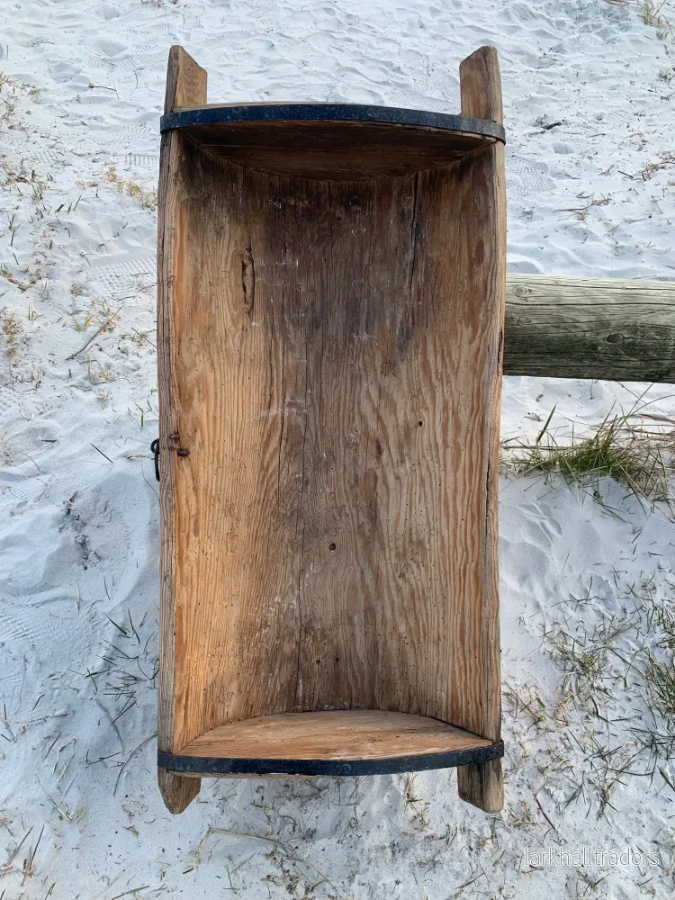Stor gammal stryksulan med järndetaljer - Bild 3