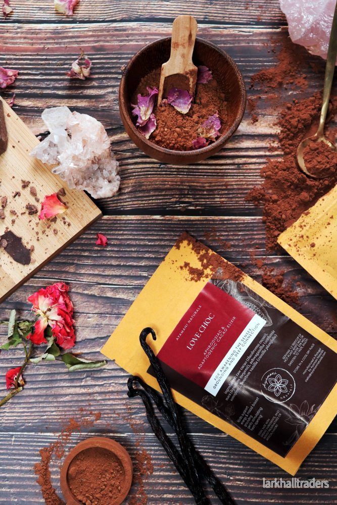 Love Choc – Afrodisiakum varm chokladblandning med rå kakao & adaptogener Love Choc – Afrodisiakum varm chokladblandning med rå kakao & adaptogener
