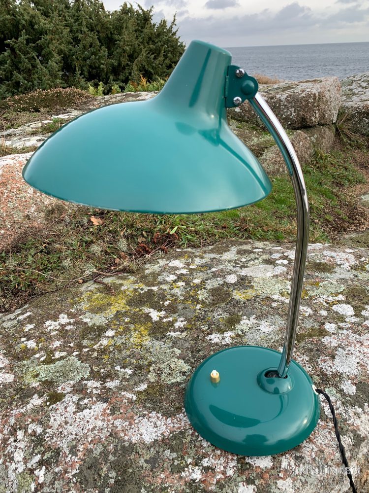 Kaiser Idell 6786 – Grön