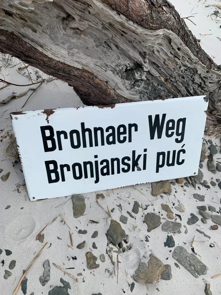 Stor emaljskylt Stor emaljskylt