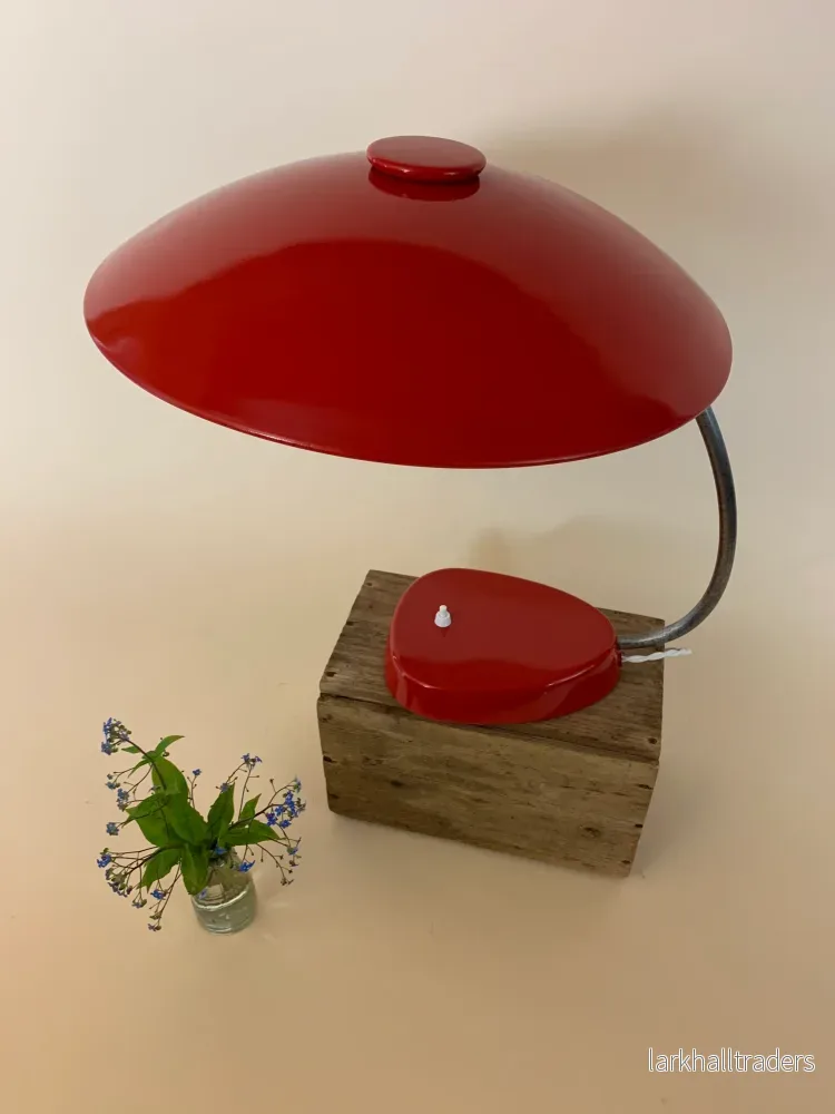 LBL lampa i vacker röd färg - Bild 2