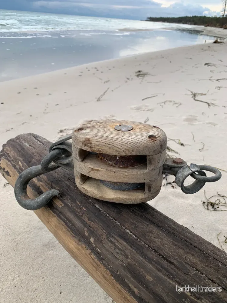 Stor och gammal dubbel midja med vacker patina - Bild 2