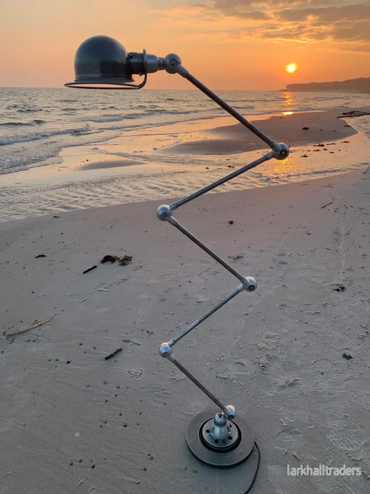Vacker Jieldé golvlampa med 5 armar Vacker Jieldé golvlampa med 5 armar