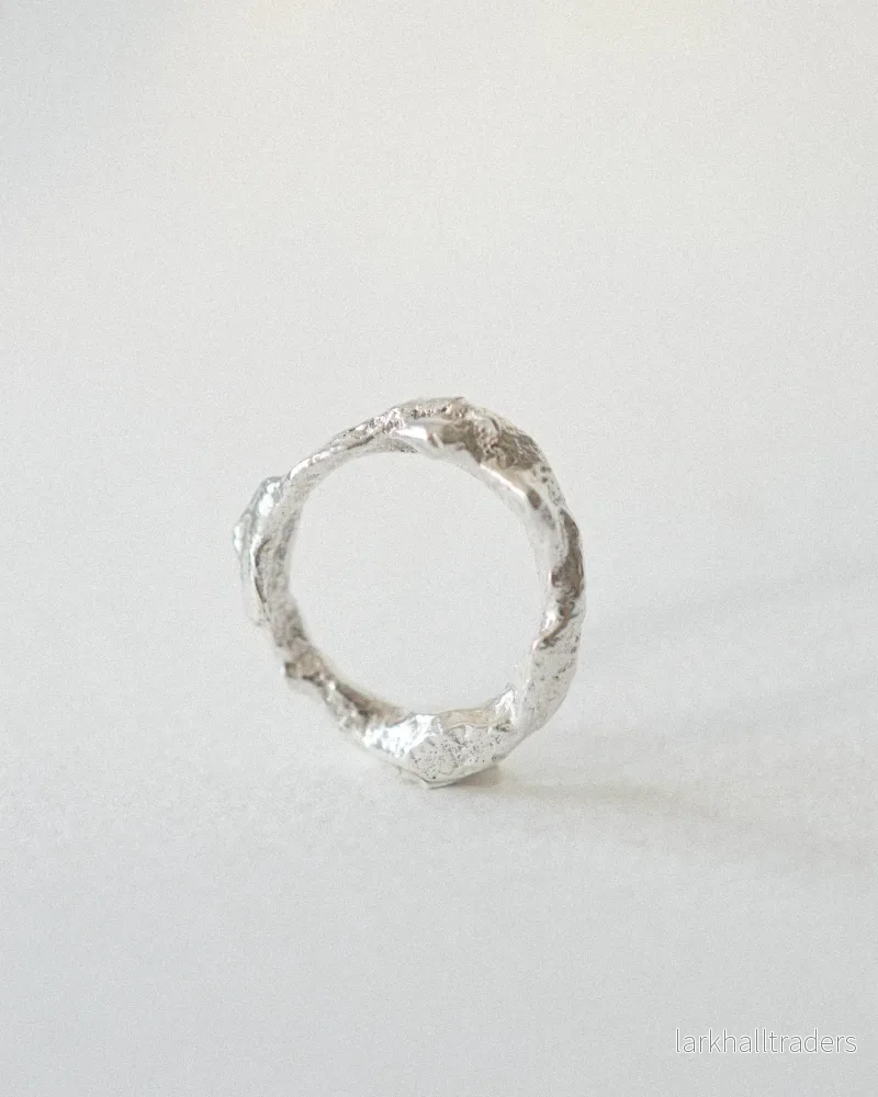 Coal Ring 1 Sterlingsilver (pinky) Coal Ring 1 Sterlingsilver (pinky)