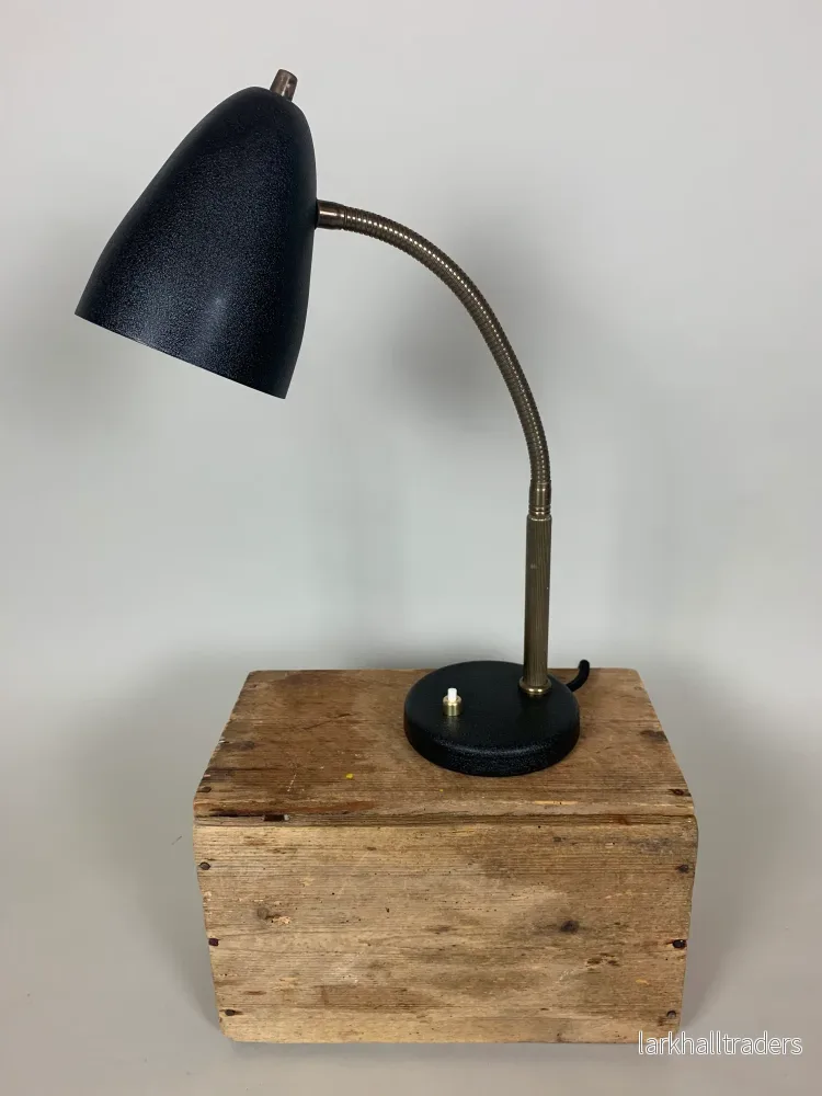 Vintage lampa med flex arm – Svart Vintage lampa med flex arm – Svart