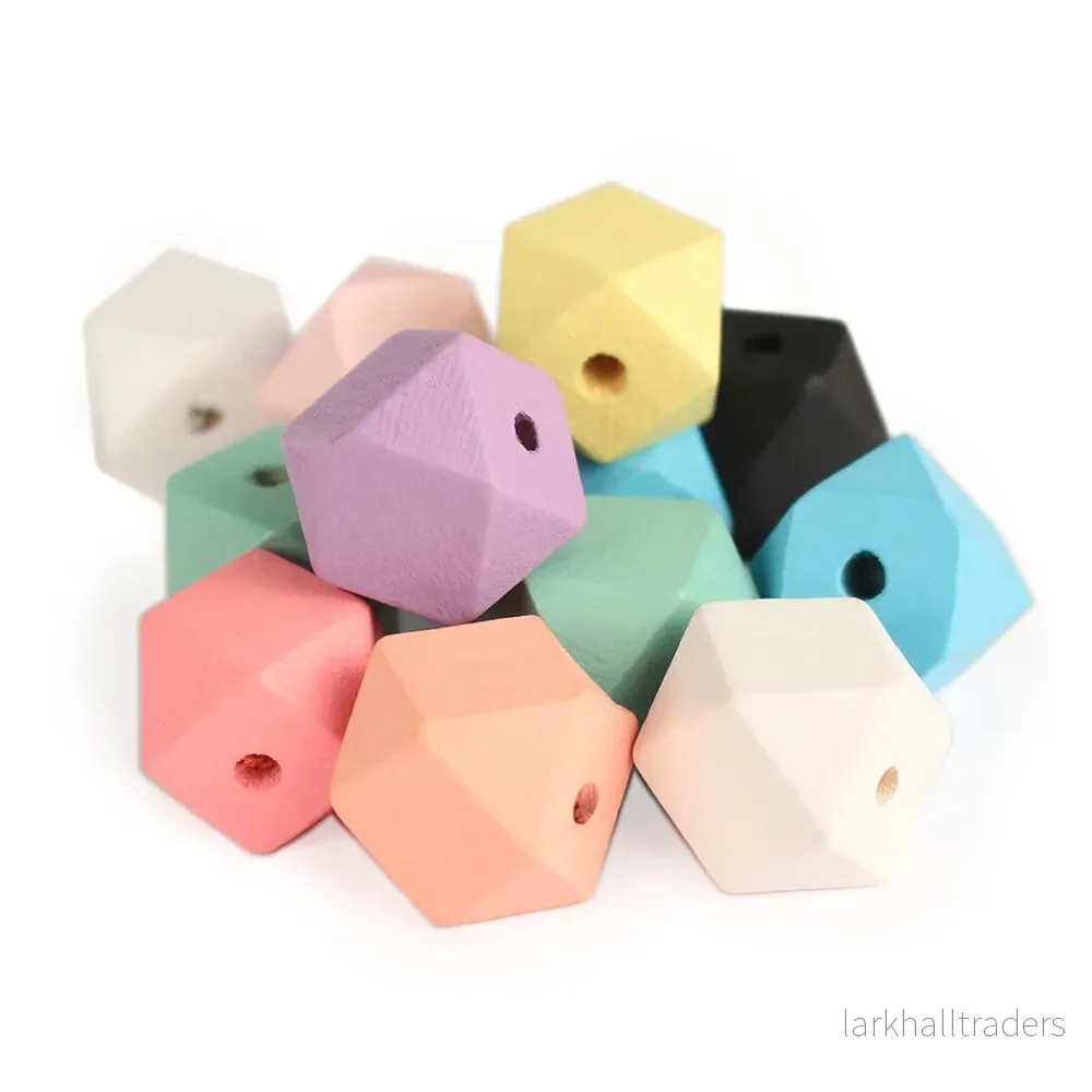 Kantiga träpärlor i färg, 20mm, 2-pack Kantiga träpärlor i färg, 20mm, 2-pack