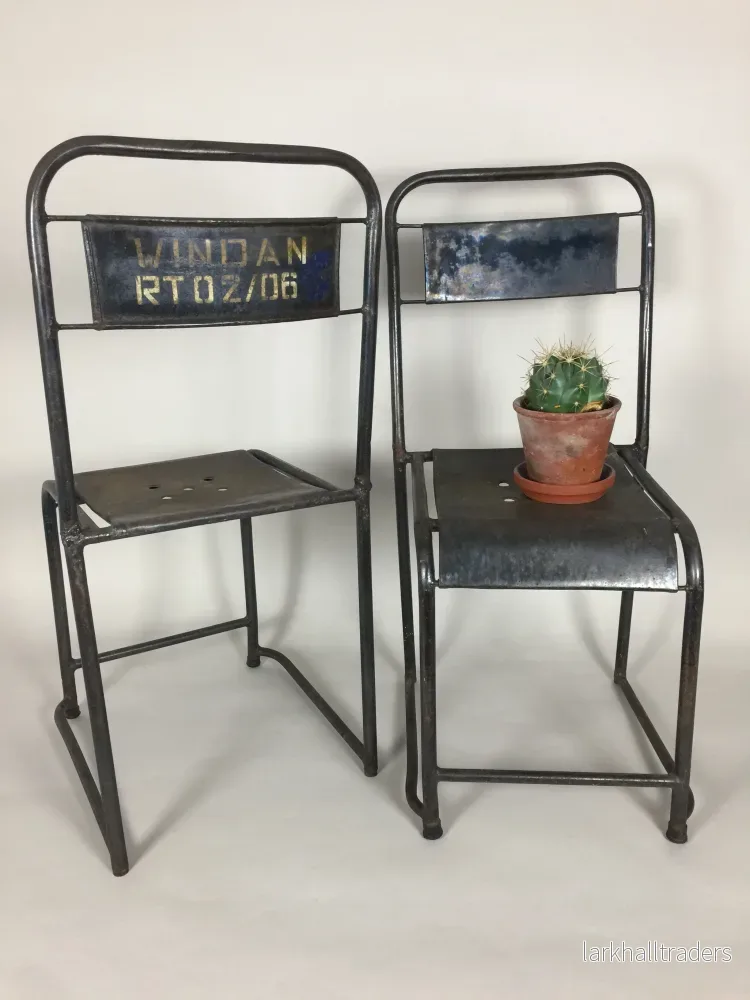 Råa och läckra kaféstolar (set med två)