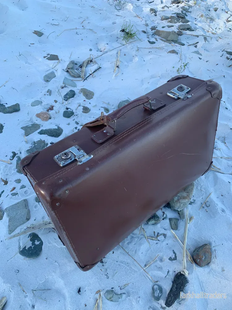 Vacker gammal resväska Vacker gammal resväska